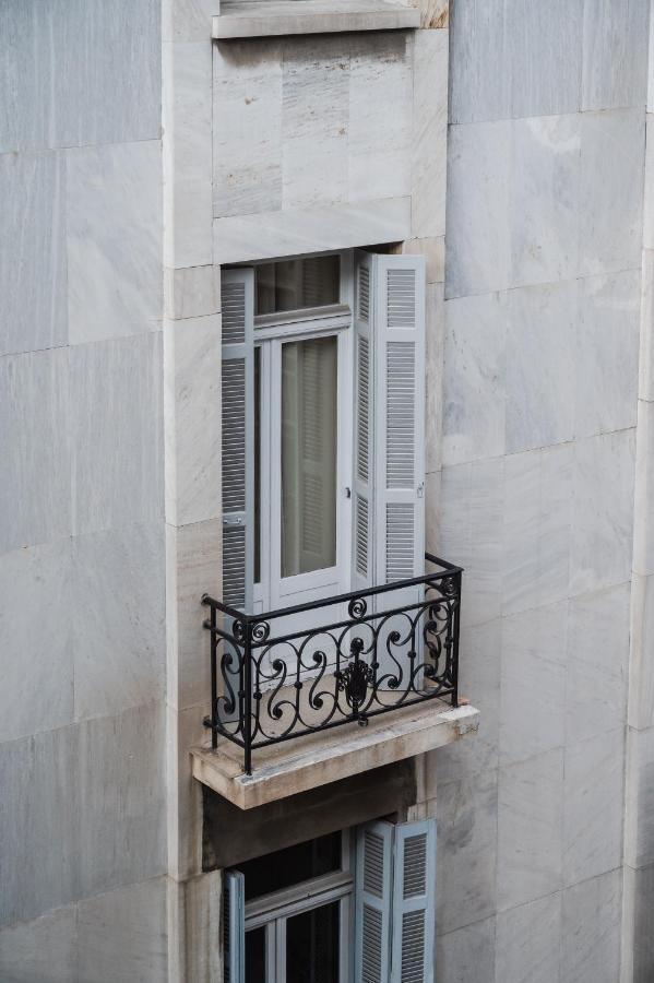 Polytimon, An Athenian Neoclassical Apartment Exterior photo